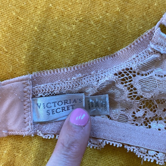 Victorias Secret Bra - Picture 3 of 3